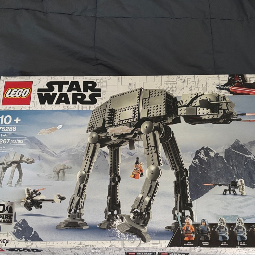 LEGO Star Wars AT-AT Walker Set - Black and Gray